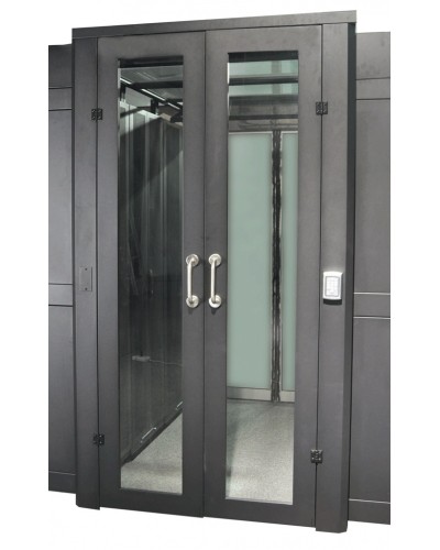 Дверь коридора распашная 1200 мм для шкафов LANMASTER DCS 42U, стекло, без замка LANMASTER LAN-DC-HDRM-42Ux12 в Домодедово Аксессуары для стоек и шкафов Pintop.ru