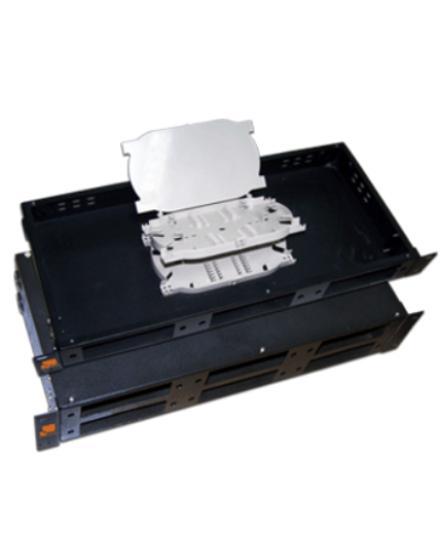 Кросс оптический 19 стоечный на 6 адаптерных панелей, 2U, с 4-мя сплайс-кассетами LANMASTER LAN-FOBM-RM-6P в Домодедово Кросс оптический Pintop.ru