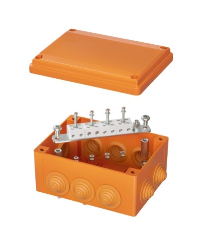 Коробка пластиковая FS с кабельными вводами иклеммниками,IP55,150х110х70мм, 8р, 450V,6A,4мм.кв DKC (FSB21804) в Домодедово Распределительные коробки Pintop.ru