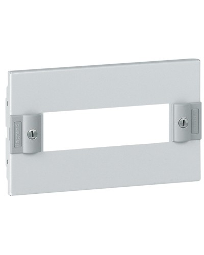 Панель лицевая Legrand 020304 в Домодедово Аксессуары для стоек и шкафов Pintop.ru