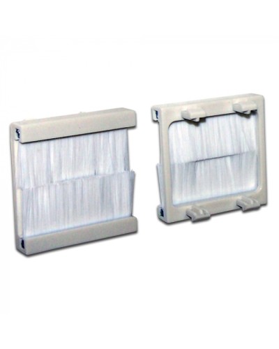 Вставка с белым щеточным вводом, 45х45 LANMASTER (LAN-SIP-23BR-WH) в Домодедово Коннекторы ВО Pintop.ru